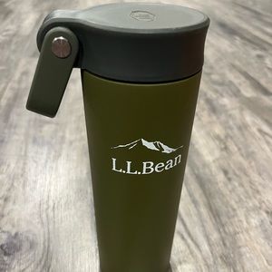 L.L Bean 24oz. stainless water bottle-NWOT